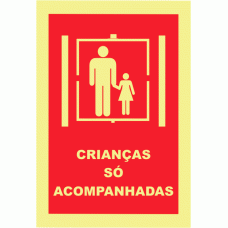 CRIANÇAS SÓ ACOMPANHADAS