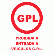 PROIBIDA A ENTRADA DE VEÍCULOS A G.P.L.