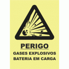 PERIGO GASES EXPLOSIVOS BATERIA EM CARGA