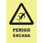 PERIGO ESCADA