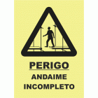 PERIGO ANDAIME INCOMPLETO