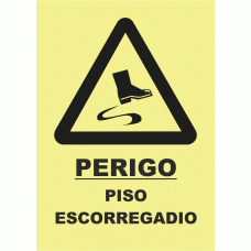 PERIGO PISO ESCORREGADIO